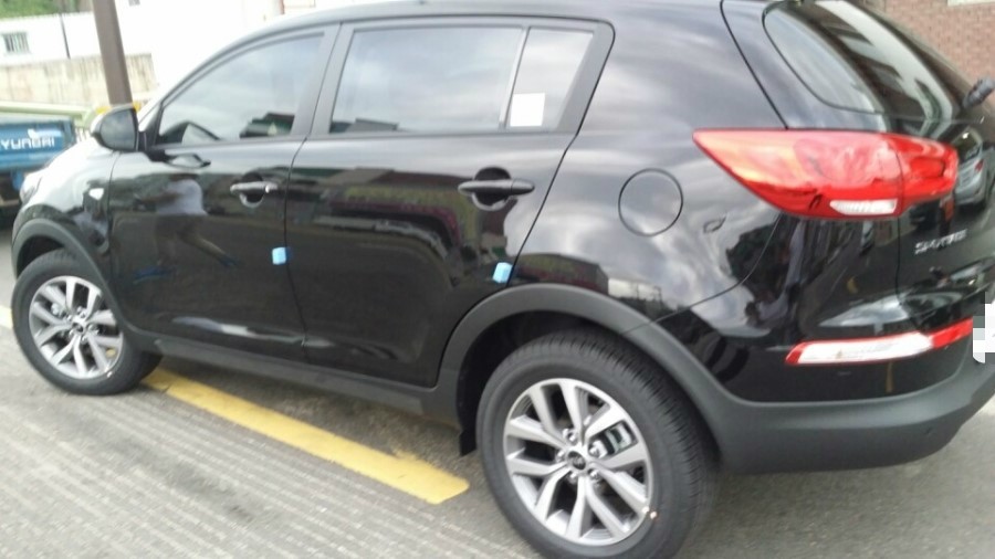 [스포티지R출고] 심플한 디자인의 SUV