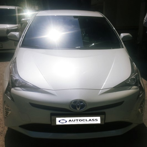 도요타 프리우스 1.8 E Hybrid 출고